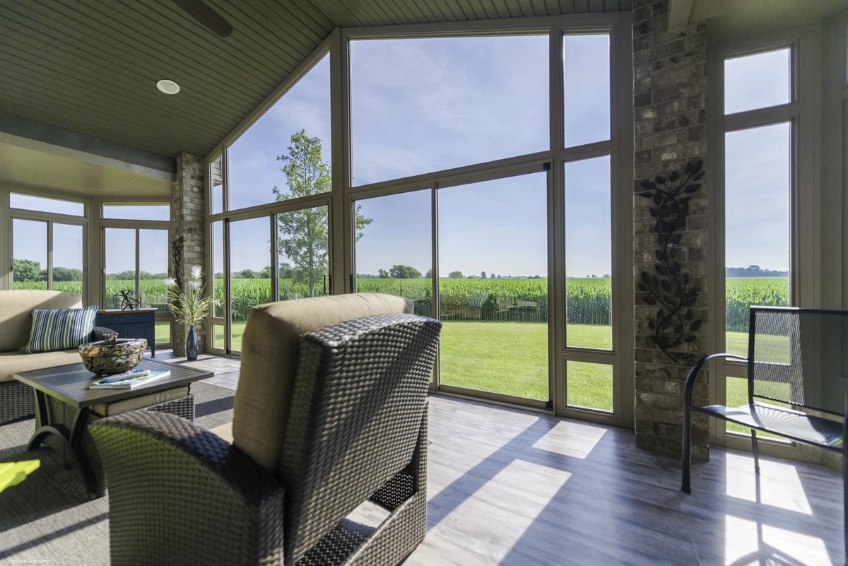 Sunspace Model 400 insulated year-round sunroom